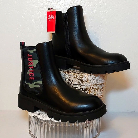 Girls Justice Chelsea Lug Bottom Boot - Picture 5 of 13